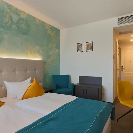 Trip Boutique Messe Frankfurt 4*