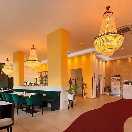 Trip Boutique Messe Frankfurt 4*